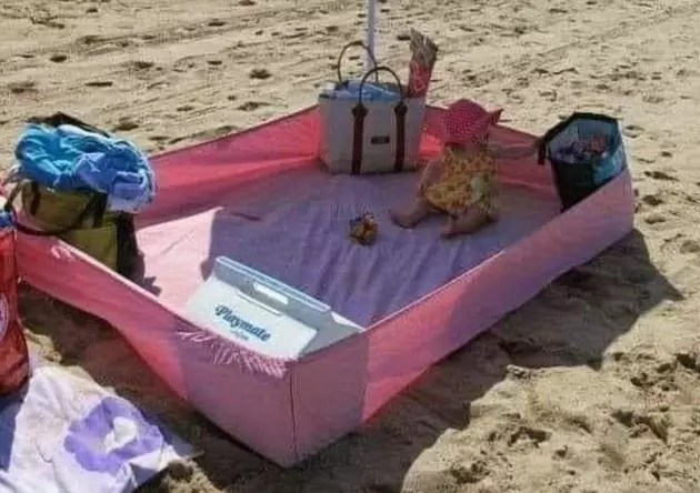 Fitted Bed Sheet at the Beach